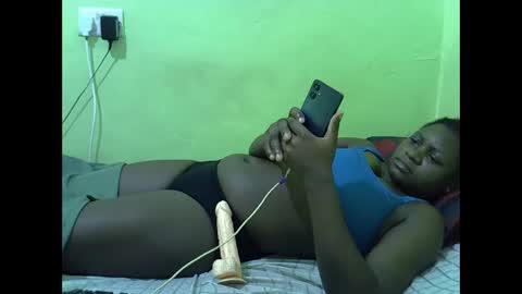 Snapshot of hot_girlly chatting on November 27, 2025, 5:48 pm hot_girlly online show from November 27, 2025, 5:48 pm