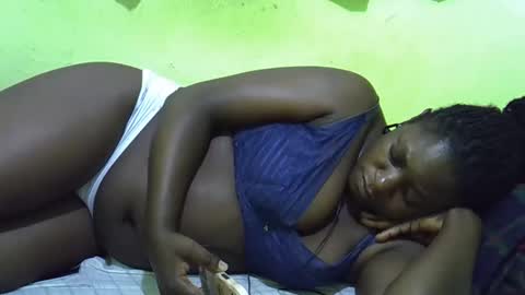 hot_girlly online show from March 15, 2026, 7:14 am