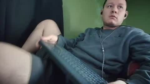 Snapshot of hot_guy36 chatting on July 28, 2026, 4:27 pm hot_guy36 online show from July 28, 2026, 4:27 pm