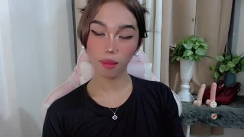 Snapshot of hot_khianna chatting on May 29, 2026, 2:37 pm Khianna online show from May 29, 2026, 2:37 pm