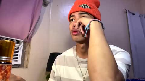 Snapshot of hot_kianxx chatting on May 8, 2026, 9:36 am hot_kianxx online show from May 8, 2026, 9:36 am