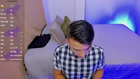Alejandro online show from April 6, 2026, 2:42 am
