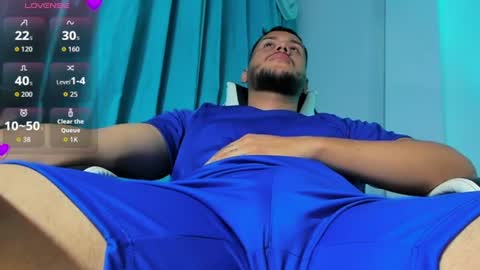 Snapshot of hot_latino_boy_ chatting on June 11, 2026, 12:32 am Alejandro online show from June 11, 2026, 12:32 am