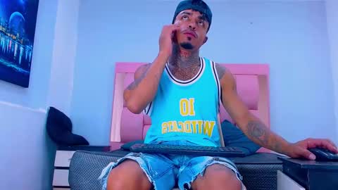 SEXY COUPLE  online show from February 16, 2026, 12:34 pm