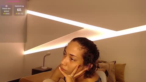 Alana online show from September 28, 2025, 9:09 pm