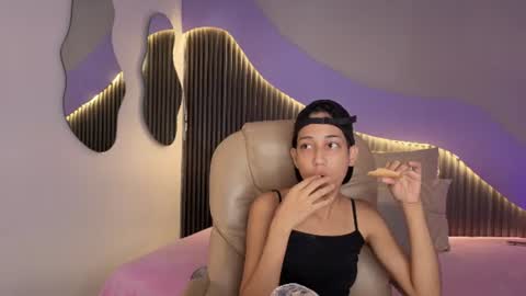 Alana online show from June 18, 2026, 9:30 pm