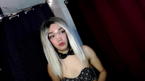 hot_moma69 online show from March 18, 2026, 2:04 am