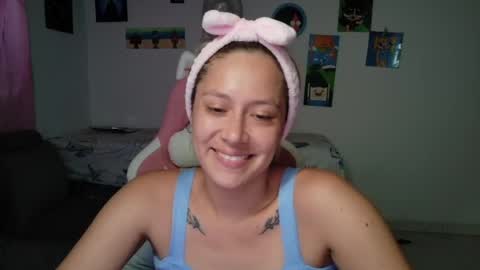 Mia online show from May 28, 2026, 10:29 pm