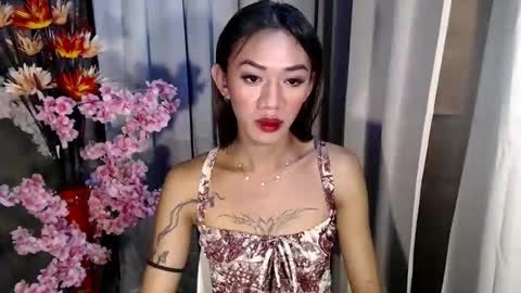 hot_petit69 online show from March 8, 2026, 12:09 pm