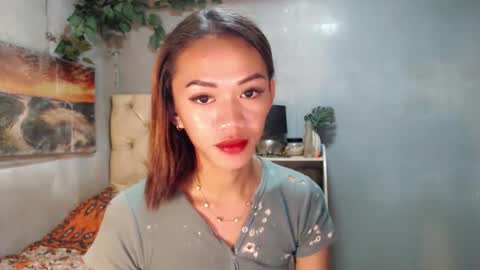 hot_petit69 online show from March 14, 2026, 6:52 am
