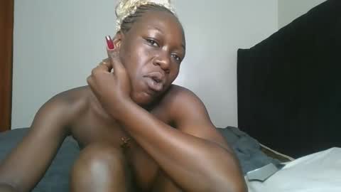 Snapshot of hot_petite1 chatting on March 12, 2026, 8:09 am Hot petite online show from March 12, 2026, 8:09 am