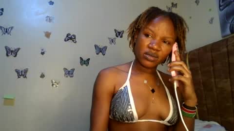 Snapshot of hot_petite100 chatting on June 30, 2026, 10:49 am hot petite100 online show from June 30, 2026, 10:49 am