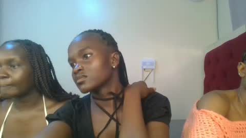 Petite online show from July 10, 2026, 5:15 pm
