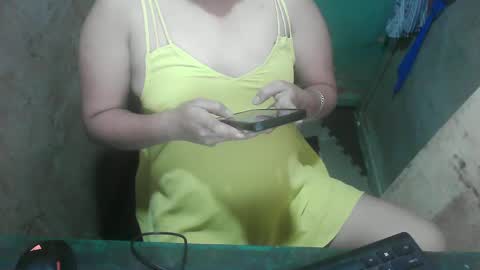 hot_quin11 online show from March 6, 2025, 7:14 am