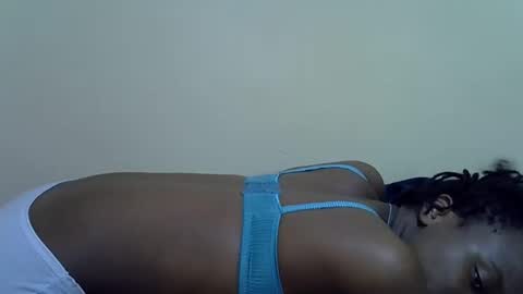 Hot rinah online show from April 30, 2026, 5:47 am
