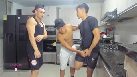 Snapshot of hot_sexmature chatting on September 26, 2025, 10:58 pm Vanesa Oliver and Andrew online show from September 26, 2025, 10:58 pm