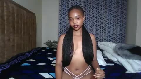 Snapshot of hot_sexy_babe chatting on May 4, 2026, 2:18 am Bellah online show from May 4, 2026, 2:18 am