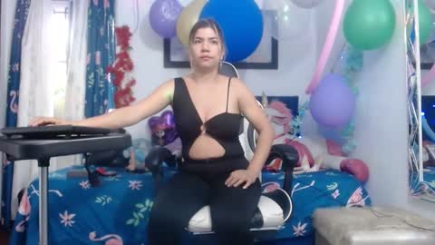 hot sexy bunny online show from January 23, 2025, 12:30 pm
