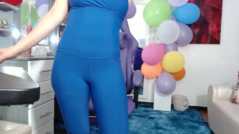 hot sexy bunny online show from September 15, 2025, 1:11 pm