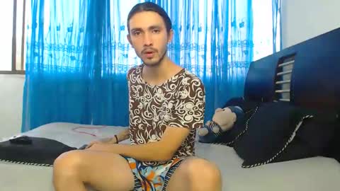 Hot Sharks   online show from September 11, 2025, 11:21 am