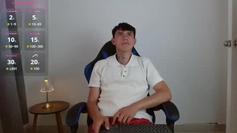 Snapshot of hot_teo1 chatting on May 11, 2026, 1:17 pm M A T E O online show from May 11, 2026, 1:17 pm
