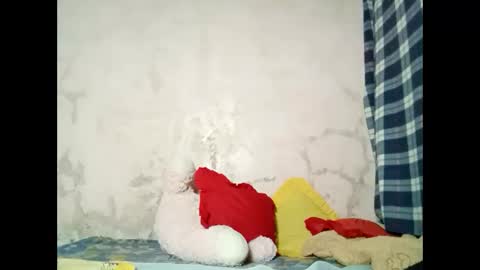 Snapshot of hot_warrios247 chatting on February 6, 2025, 1:16 am hot_warrios247 online show from February 6, 2025, 1:16 am