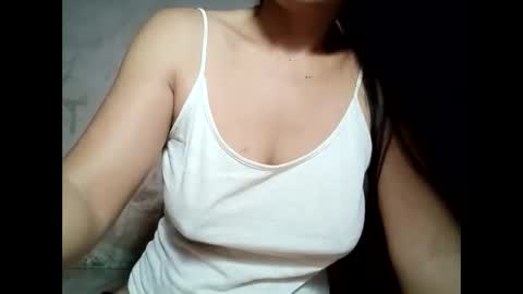 Snapshot of hot_warrios247 chatting on February 14, 2025, 8:26 pm hot_warrios247 online show from February 14, 2025, 8:26 pm