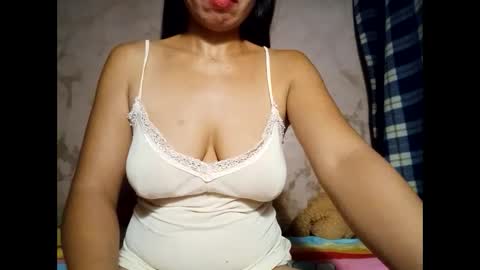 Snapshot of hot_warrios247 chatting on February 25, 2025, 8:25 am hot_warrios247 online show from February 25, 2025, 8:25 am