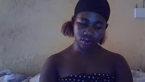 hotagrace online show from March 13, 2026, 12:23 pm