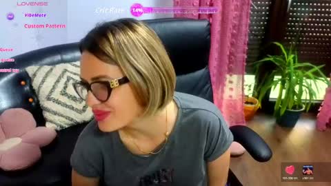 Snapshot of hotanalorena69 chatting on May 23, 2026, 5:34 am Lisa online show from May 23, 2026, 5:34 am