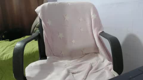 Snapshot of hotandpower10 chatting on March 5, 2025, 11:16 pm Hot and PowerHOPE U MISS ME online show from March 5, 2025, 11:16 pm