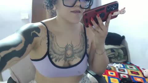 Snapshot of hotandpower10 chatting on October 6, 2025, 11:57 pm Hot and PowerHOPE U MISS ME online show from October 6, 2025, 11:57 pm