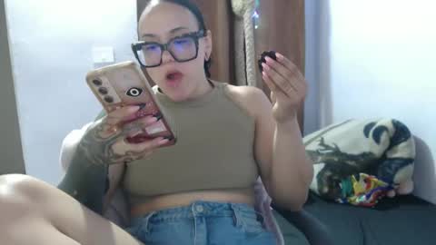 Snapshot of hotandpower10 chatting on December 1, 2025, 9:42 pm Hot and PowerHOPE U MISS ME online show from December 1, 2025, 9:42 pm