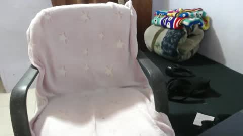 Snapshot of hotandpower10 chatting on December 2, 2025, 4:46 pm Hot and PowerHOPE U MISS ME online show from December 2, 2025, 4:46 pm