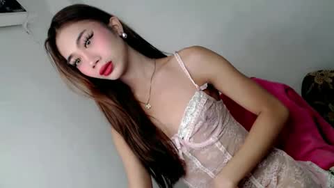 hotasian2345 online show from January 12, 2026, 11:43 pm