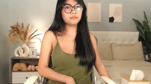 hotasian_gabby69 online show from February 9, 2026, 11:36 am