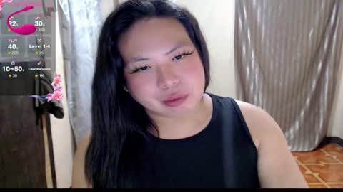 Snapshot of hotasian_mama chatting on July 6, 2026, 10:56 am Grace online show from July 6, 2026, 10:56 am