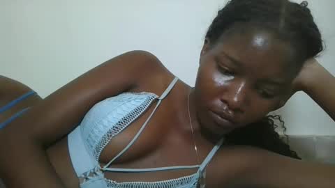 Snapshot of hotbabbee chatting on June 1, 2026, 4:31 pm love online show from June 1, 2026, 4:31 pm