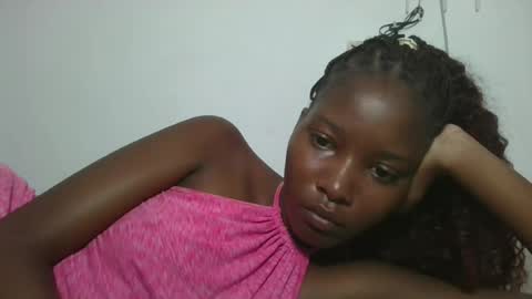 Snapshot of hotbabbee chatting on July 1, 2026, 7:21 am love online show from July 1, 2026, 7:21 am