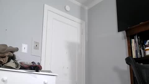 Pete Mitchell online show from October 7, 2025, 2:09 am