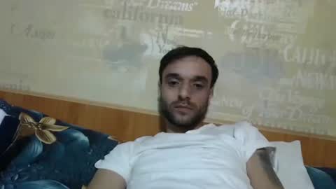 Snapshot of hotbodyboy879506 chatting on March 13, 2026, 1:23 am Mihai online show from March 13, 2026, 1:23 am