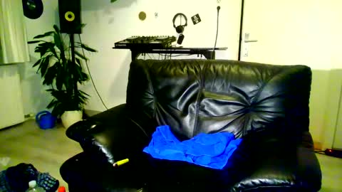 hotboy32891282 online show from May 29, 2026, 12:41 am