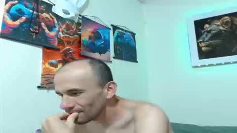 hotbunnys86 online show from March 18, 2026, 10:24 pm