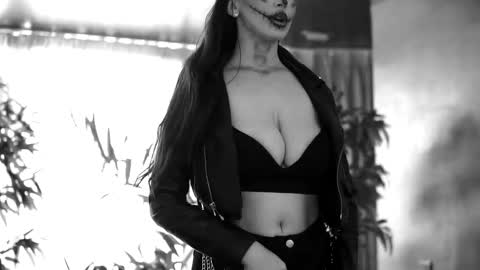 Snapshot of hotbustybabex chatting on October 31, 2025, 9:54 am Anais online show from October 31, 2025, 9:54 am