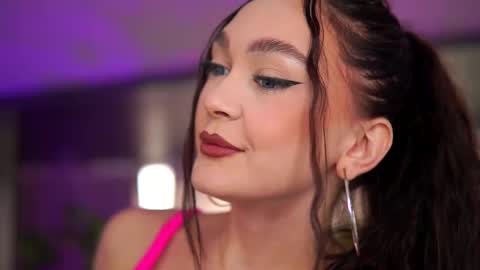 Snapshot of hotbustybabex chatting on November 7, 2025, 9:42 am Anais online show from November 7, 2025, 9:42 am