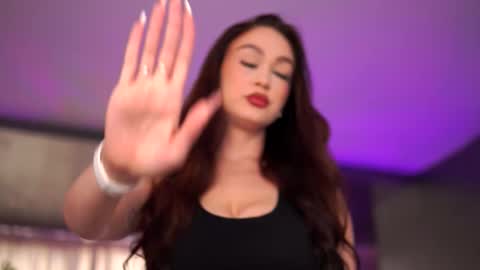 Snapshot of hotbustybabex chatting on November 16, 2025, 9:15 am Anais online show from November 16, 2025, 9:15 am