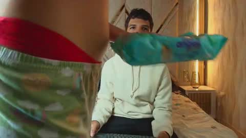 hotcouple_222 online show from January 11, 2026, 7:13 am