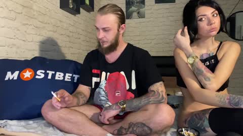 Snapshot of hotcoupleee2020 chatting on December 17, 2024, 11:06 am YounHotCouple online show from December 17, 2024, 11:06 am