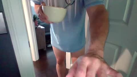 hotdog1124 online show from September 20, 2025, 1:23 pm