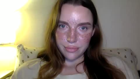 Snapshot of hoteffy chatting on June 7, 2026, 9:51 pm effy online show from June 7, 2026, 9:51 pm